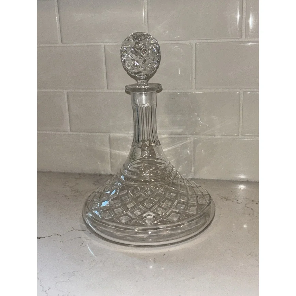Rogaska Crystal Queen Ships Decanter w/Stopper Yugoslavia 26% Pb0 10 1/8
